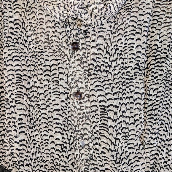 Black & Grey Pattern Top Solid Black Pencil Bottom with Bow Necktie Detail - Picture 5 of 6